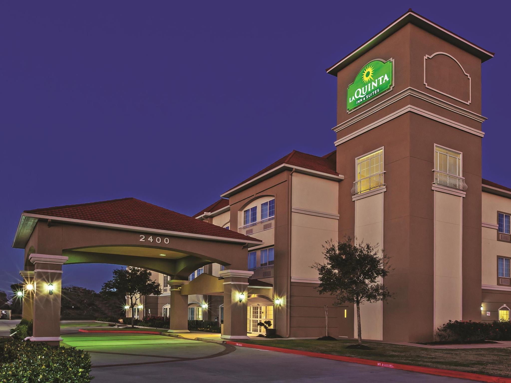 La Quinta By Wyndham Angleton Otel Dış mekan fotoğraf