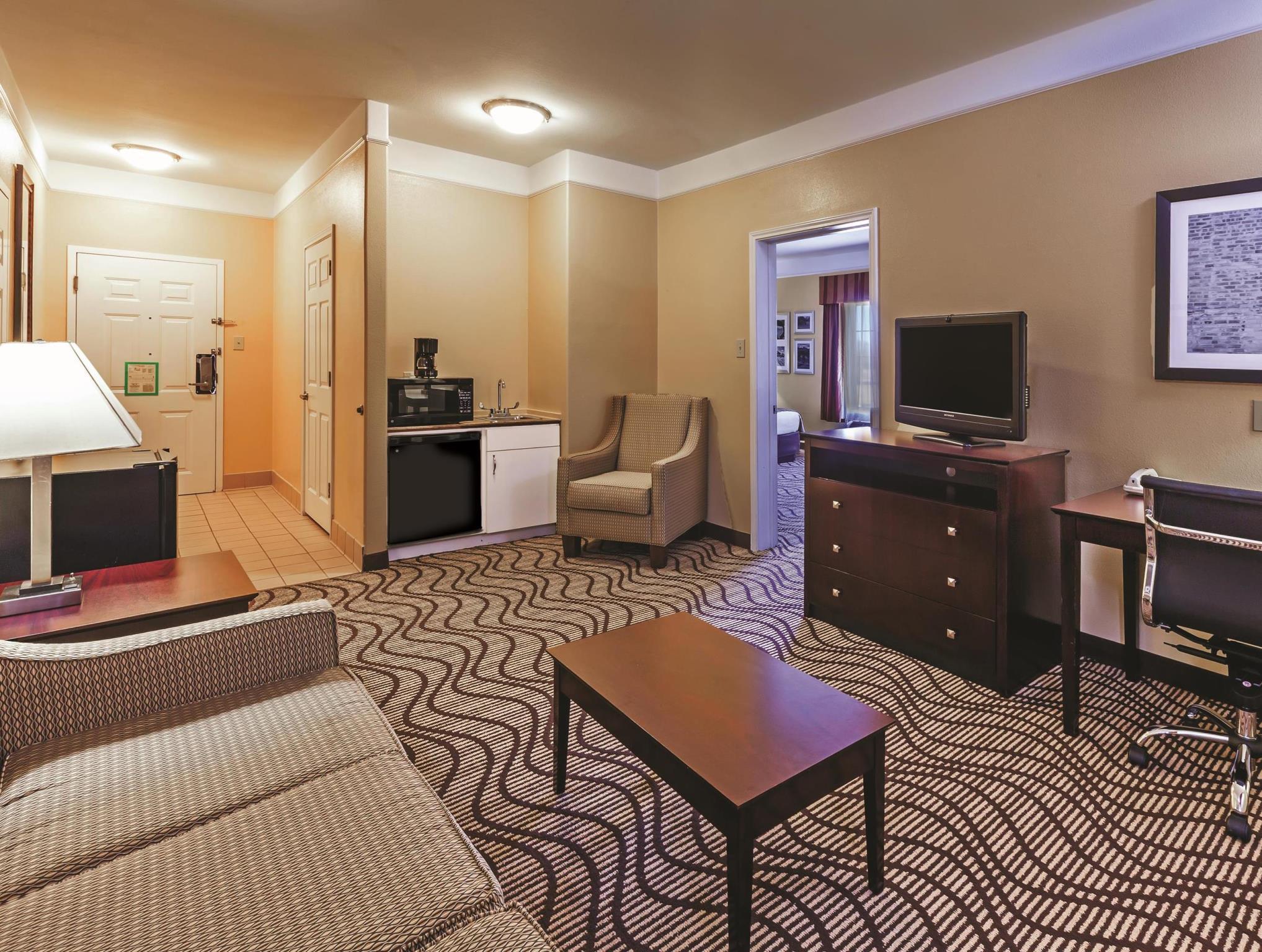 La Quinta By Wyndham Angleton Otel Dış mekan fotoğraf