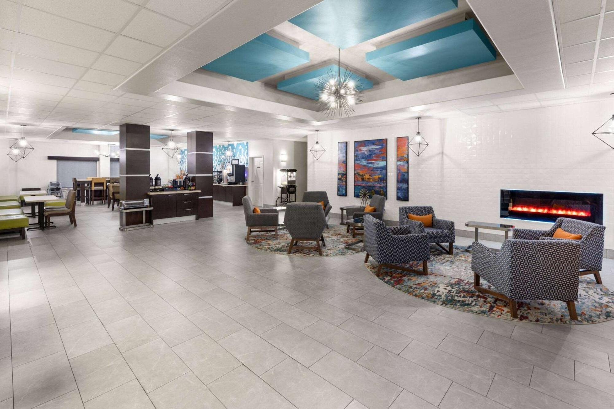 La Quinta By Wyndham Angleton Otel Dış mekan fotoğraf